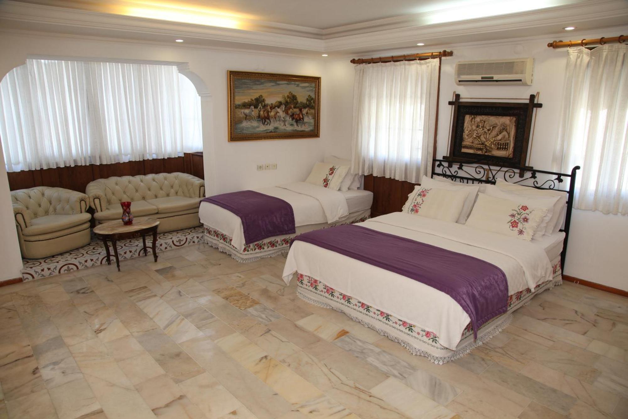 Çeşme Alacati Antik Motel מראה חיצוני תמונה