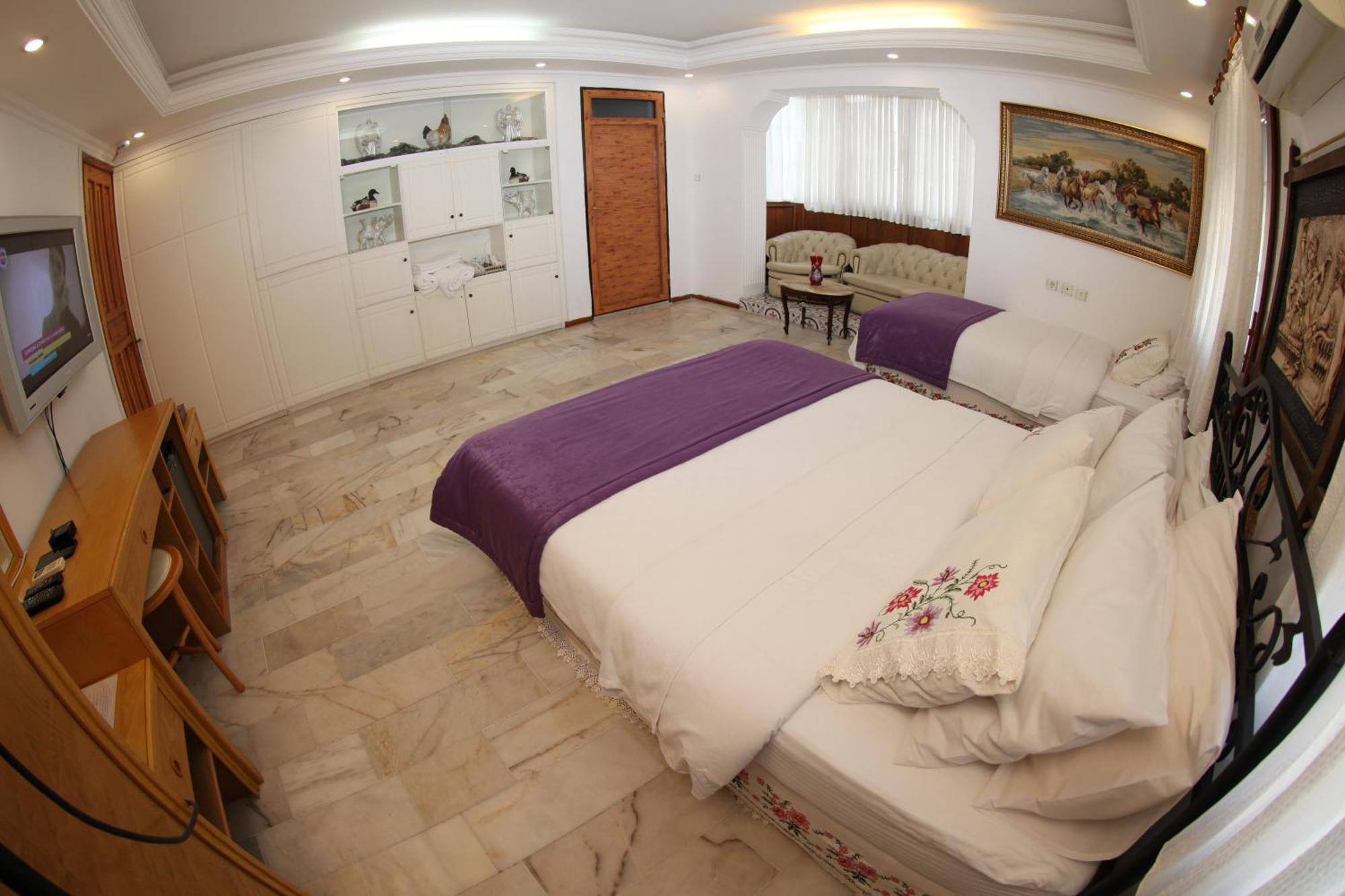 Çeşme Alacati Antik Motel מראה חיצוני תמונה