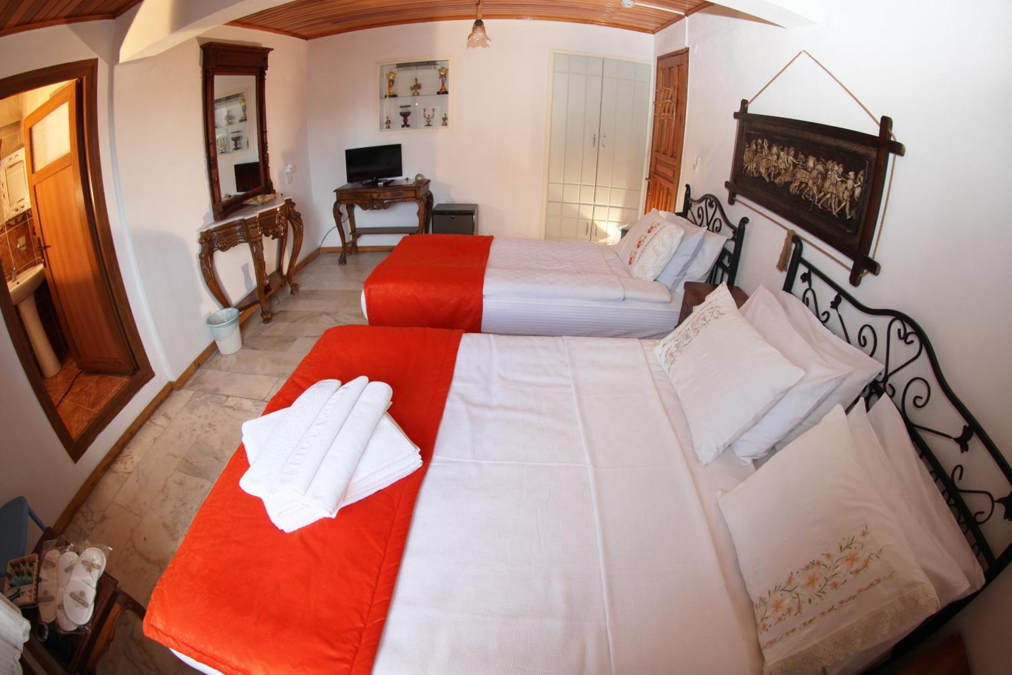 Çeşme Alacati Antik Motel מראה חיצוני תמונה