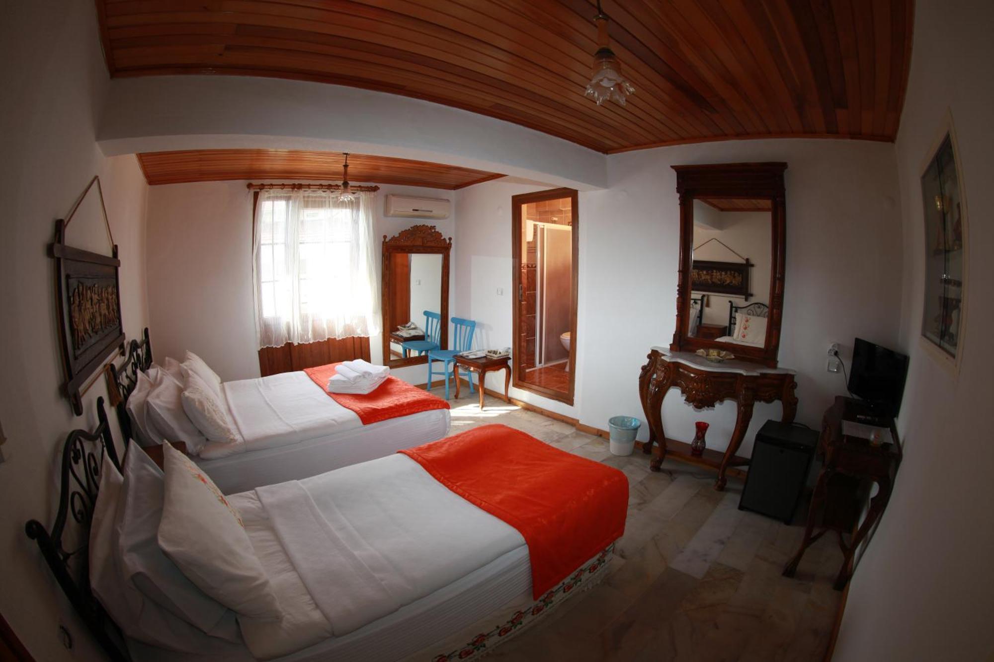 Çeşme Alacati Antik Motel מראה חיצוני תמונה
